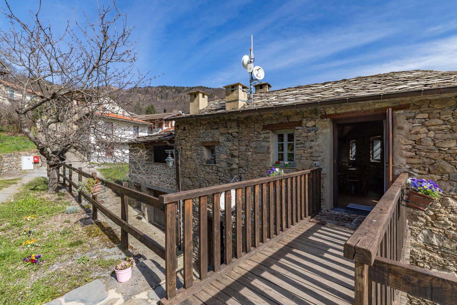 Rifugio Ca' Da Cardella Hotel Mendatica Ngoại thất bức ảnh