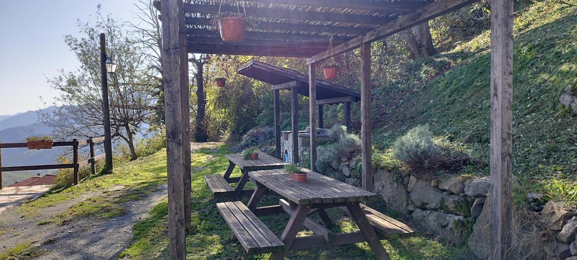 Rifugio Ca' Da Cardella Hotel Mendatica Ngoại thất bức ảnh
